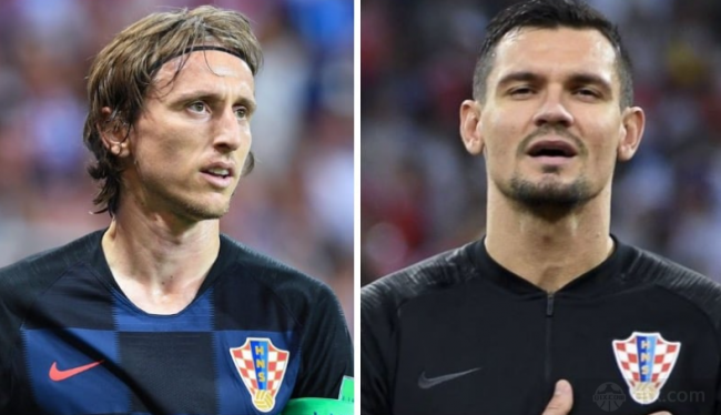 直挂球门死 直挂球门死