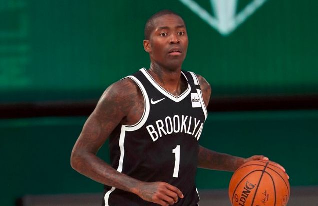 他们不仅肩 他们不仅肩